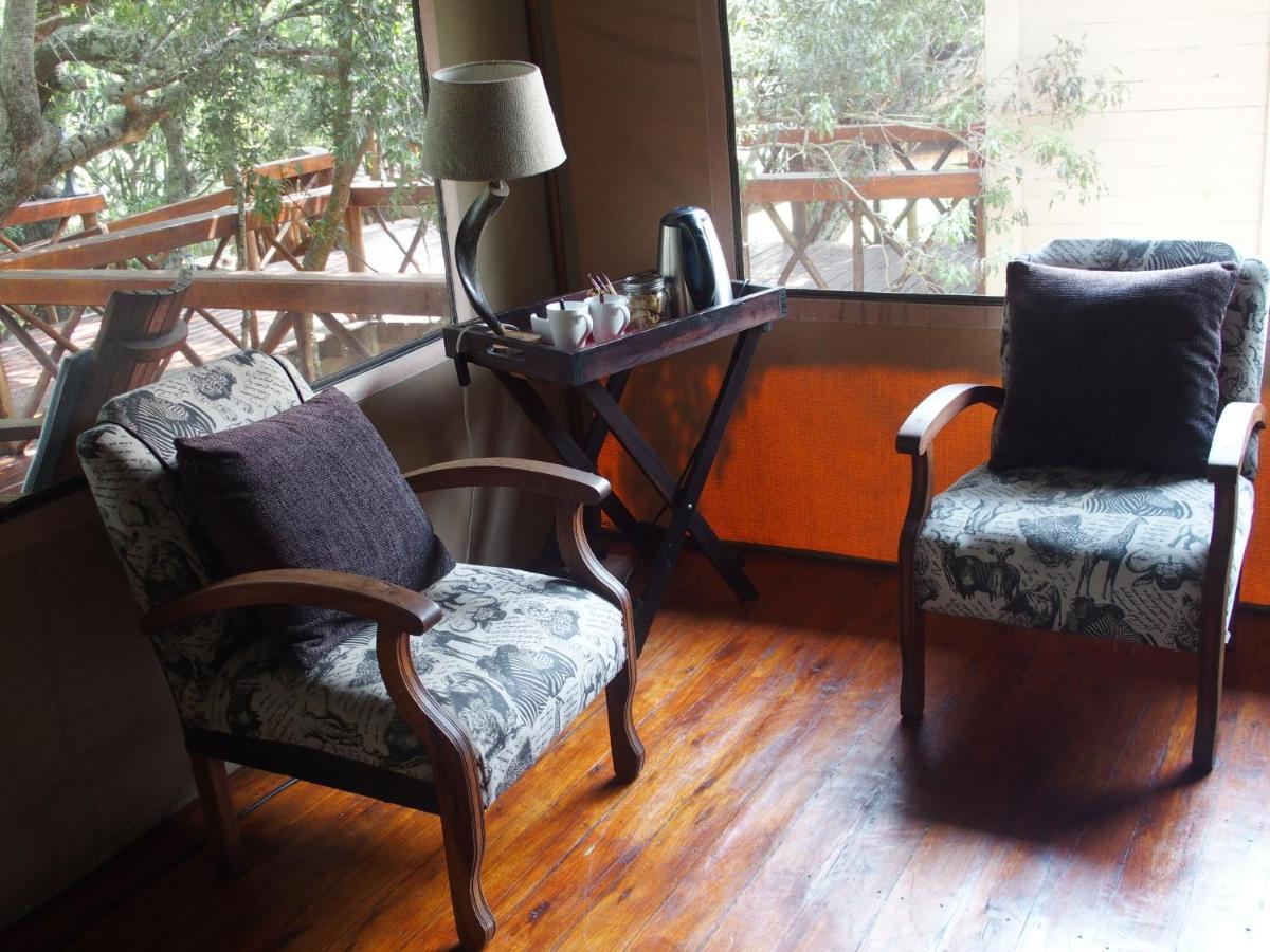 Lion Tree Top Lodge Guernsey Nature Reserve Extérieur photo