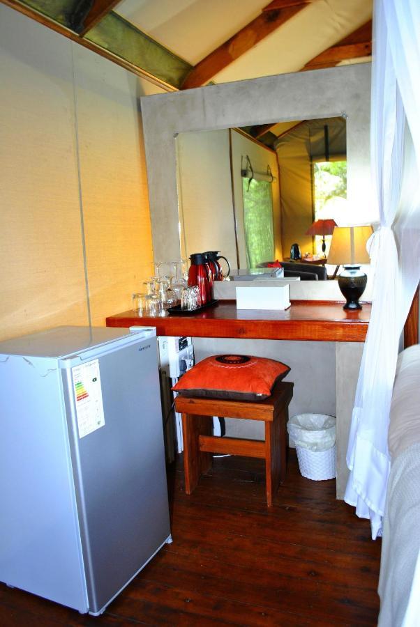 Lion Tree Top Lodge Guernsey Nature Reserve Extérieur photo
