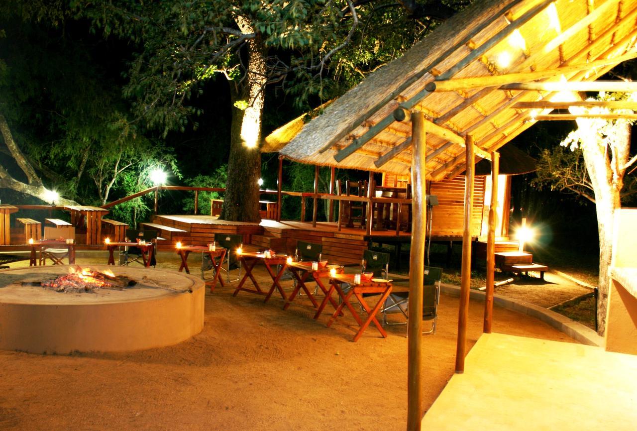 Lion Tree Top Lodge Guernsey Nature Reserve Extérieur photo